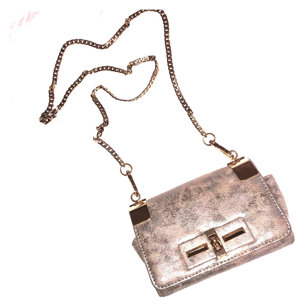 Urban Expressions gold/bronze crossbody chain bag.